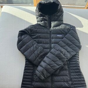 Patagonia Women's Midnight Black Puffer Coat